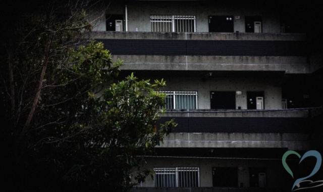 闇深い住宅