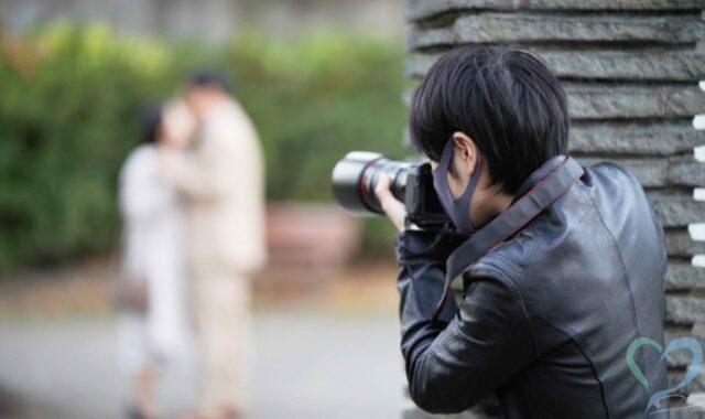 相手に気づかれないように慎重に進める