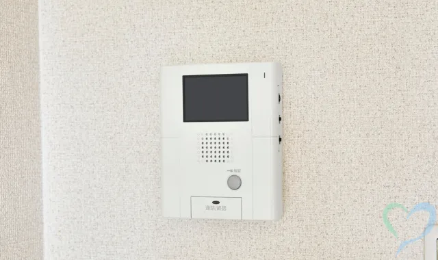 玄関まわりの機器