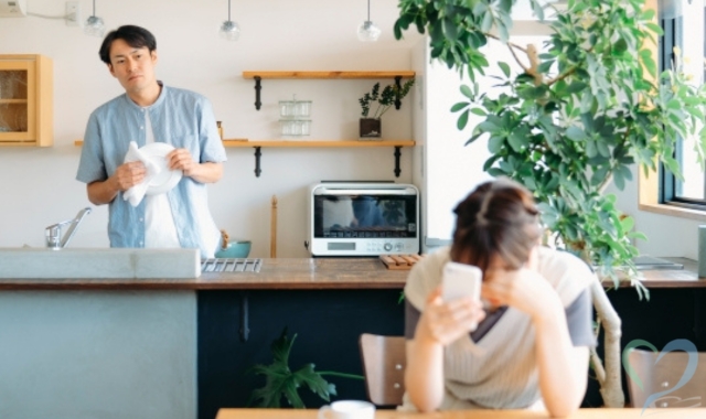 妻を心配する夫