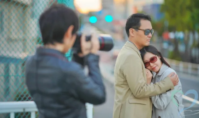 浮気をするカップルを尾行・撮影する探偵